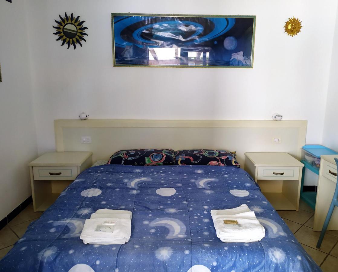 B&B Luna Blu Carbonia Buitenkant foto