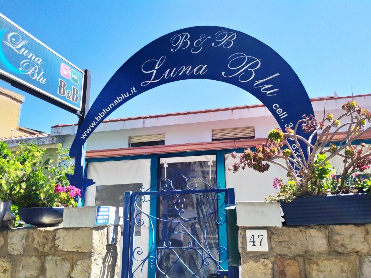 B&B Luna Blu Carbonia Buitenkant foto
